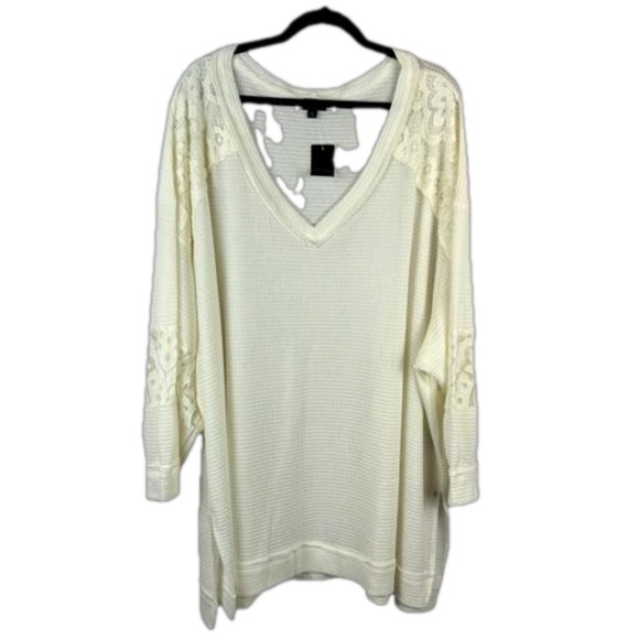 Torrid Neutral Waffle V-Neck Lace Inset Sweatshirt 6X NWT - Picture 3 of 16